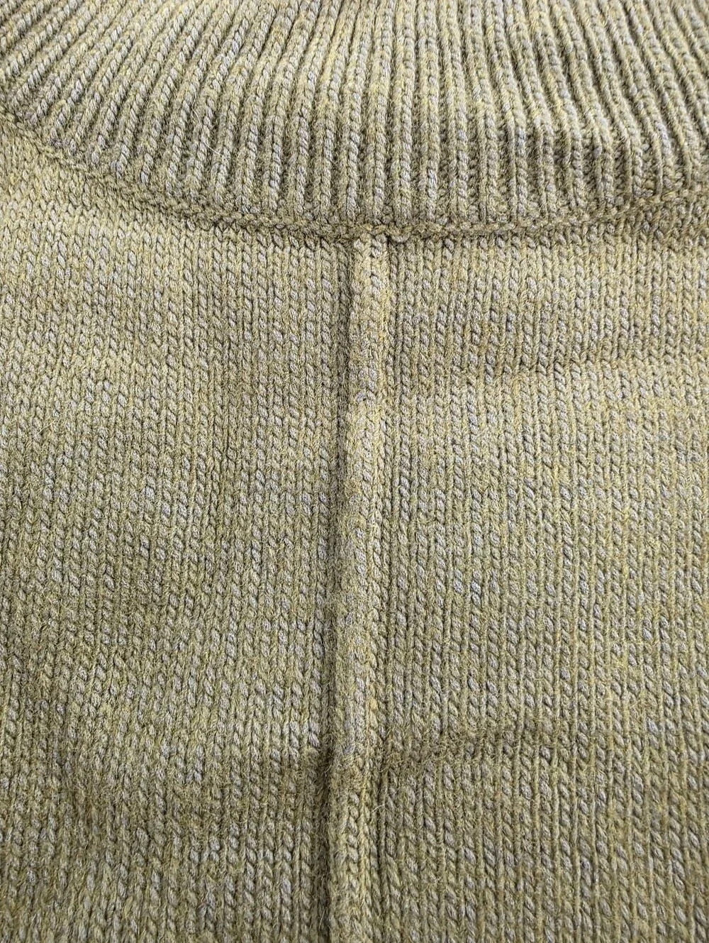 NWT H&M Knit Olive Green Pullover XL